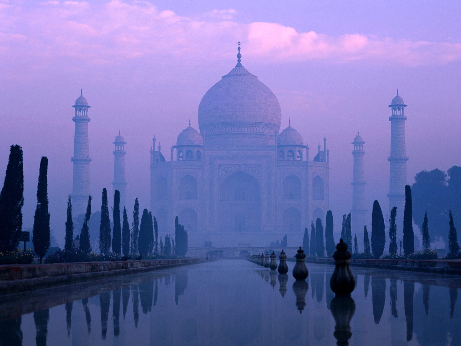 2473taj-mahal-agra-india-1-wallpaper.sk.jpg